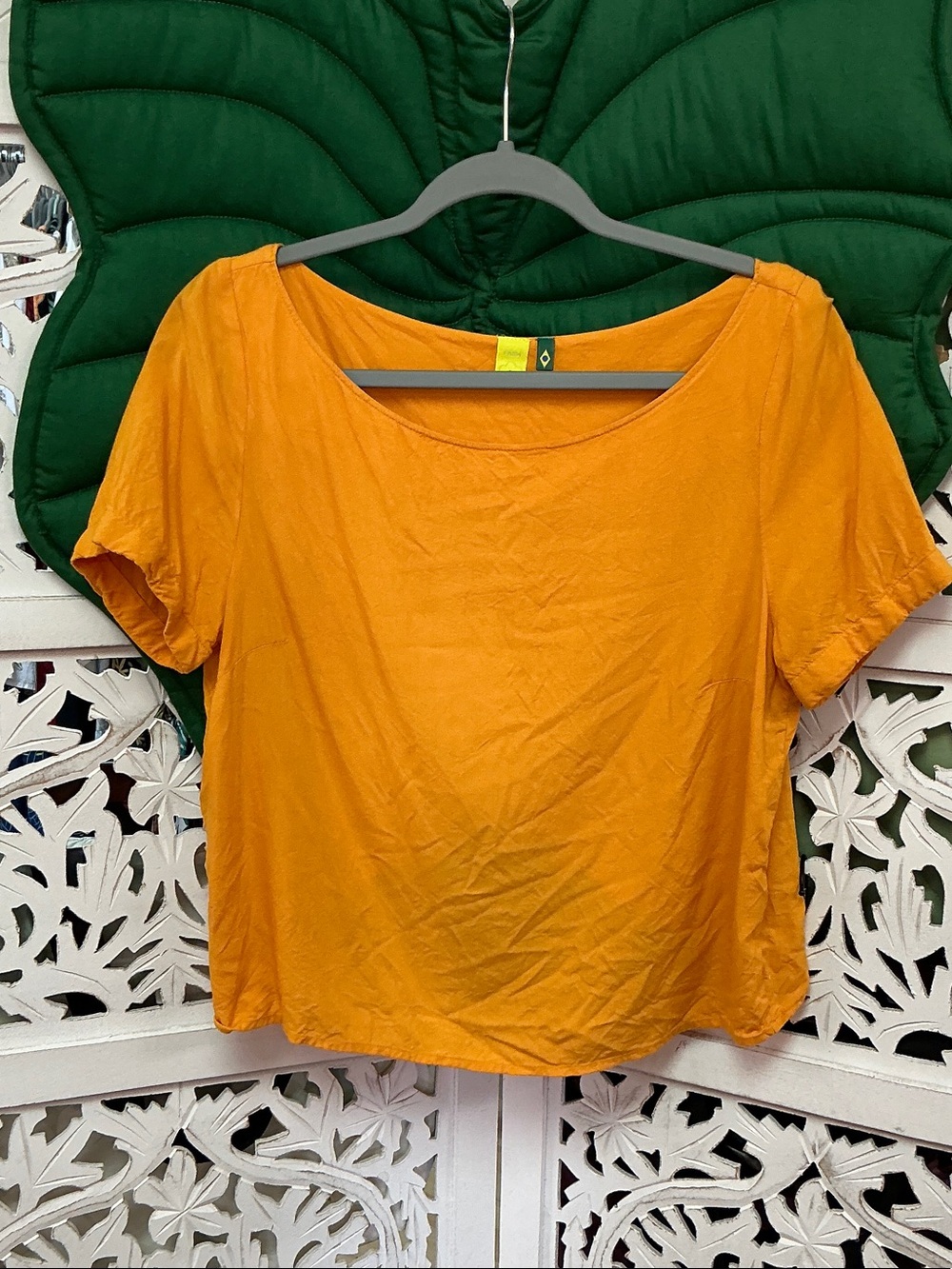 Farm rio, marigold color boat neck blouse. P2P approx 20”.